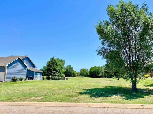 2040 N Prairie View Court, El Dorado, KS, 67042 | Card Image