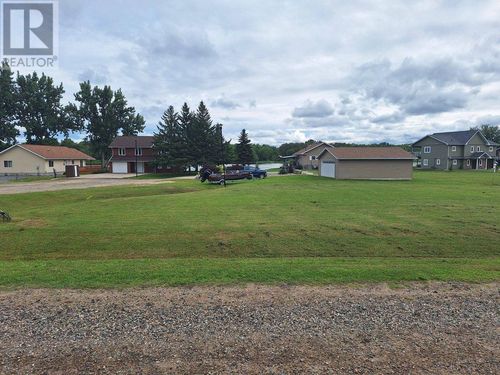 105 Pine Crt, Rainy River, ON, P0W1L0 | Card Image