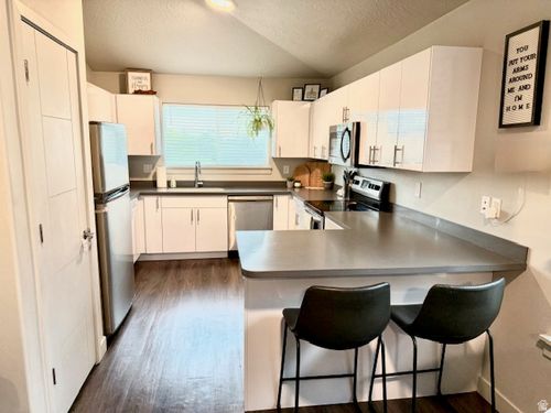 d306-618 S 100 W, Springville, UT, 84663-1999 | Card Image