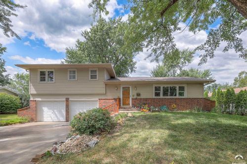 1142 Elm St, Ottawa, KS, 66067-3423 | Card Image