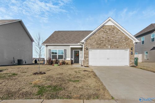 125 Story Ray Dr, New Market, AL, 35761-6500 | Card Image