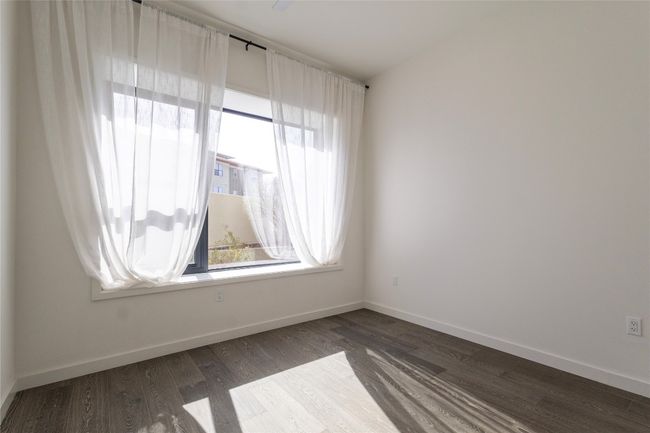 Secondary bedroom | Image 17