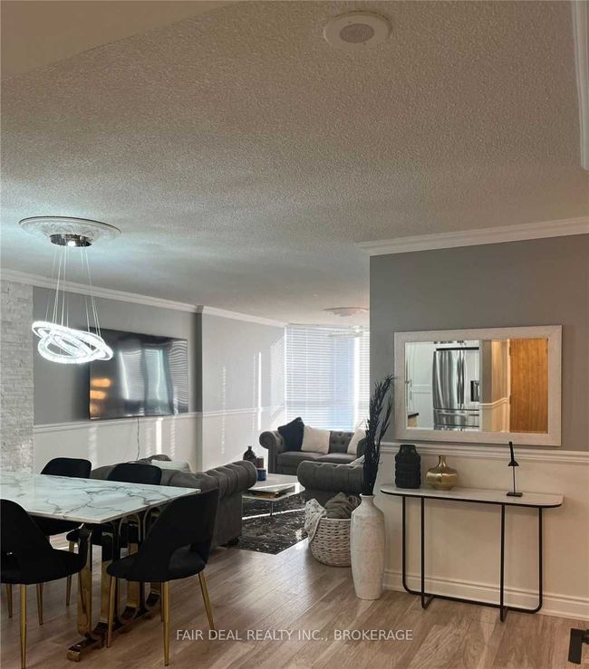 2505 - 8 Lisa St, Condo with 2 bedrooms, 2 bathrooms and 2 parking in Brampton ON | Image 5