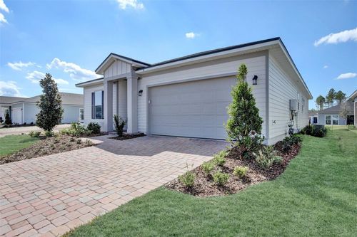 42 Falmouth Dr, Palm Coast, FL, 32137-5149 | Card Image