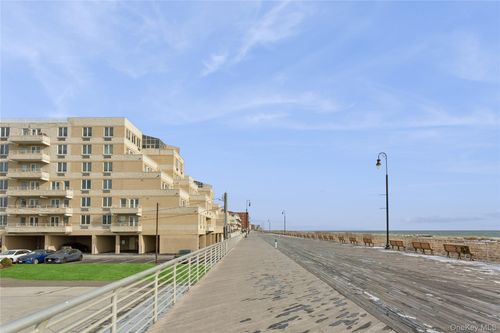 apt-1a-450 W Broadway, Long Beach, NY, 11561-3156 | Card Image