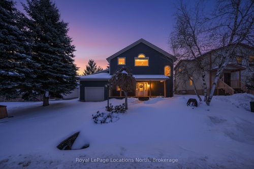 132 Pioneer Lane, Blue Mountains, ON, L9Y0M7 | Card Image