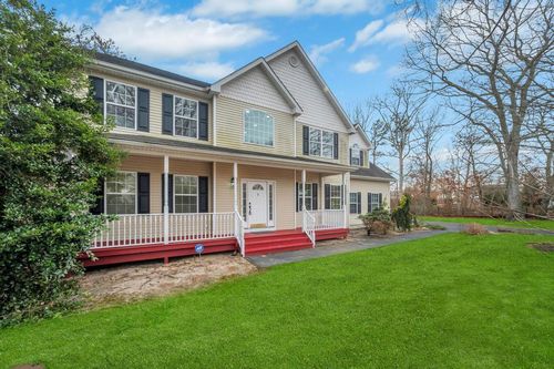 2 Sabrina Dr, Eastport, NY, 11941-1441 | Card Image