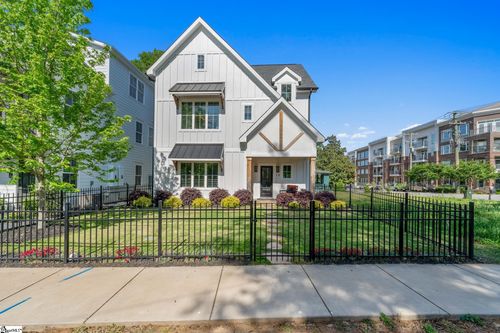 14 Perry Ave, Greenville, SC, 29601-2400 | Card Image