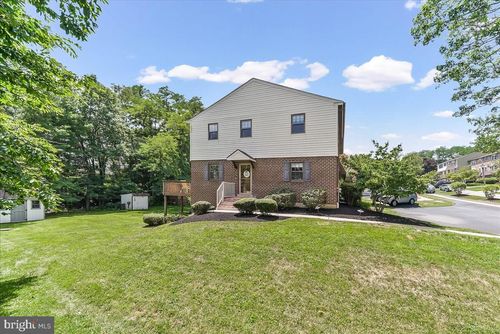 550 Coventry Ln, WEST CHESTER, PA, 19382-7588 | Card Image