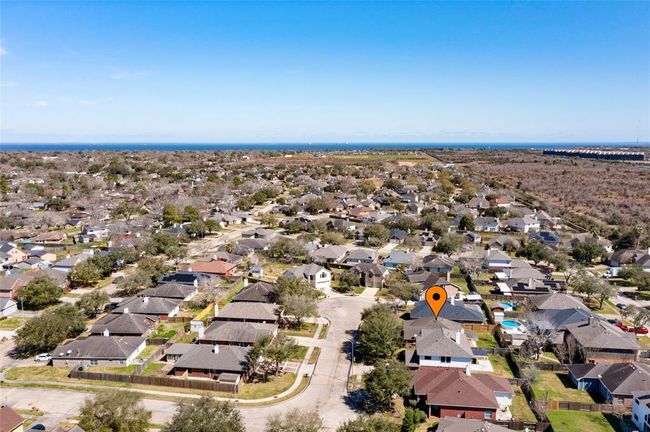 5134 Chase Park Cir, House other with 3 bedrooms, 2 bathrooms and 2 parking in Bacliff TX | Image 23