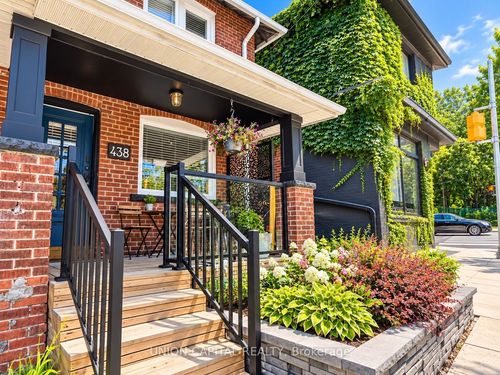 438 Christie St, Toronto, ON, M6G3C6 | Card Image