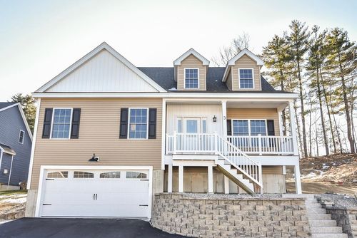 34-3 Bent Grass Cir, Kingston, NH, 03848-3668 | Card Image