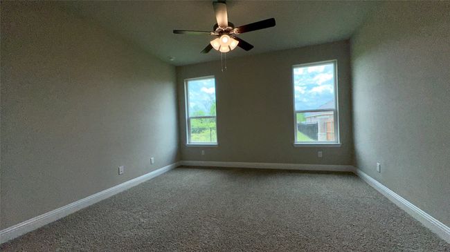 1709 Sparrow St, House other with 5 bedrooms, 4 bathrooms and null parking in Denton TX | Image 8