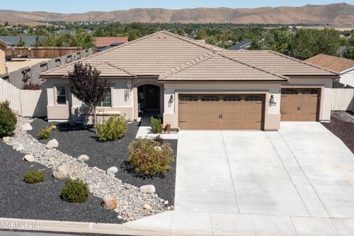 17930 Sunset Peak Ct, Reno, NV, 89508-6038 | Card Image