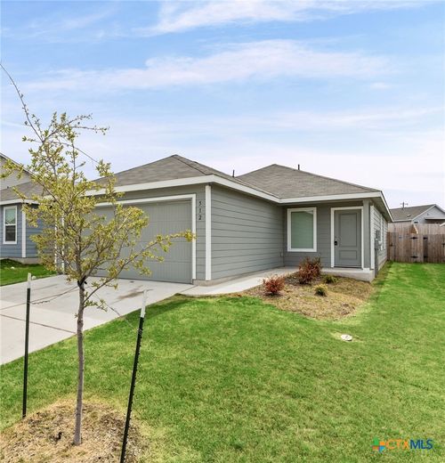 512 Texas Angel Way, Jarrell, TX, 76537-2262 | Card Image