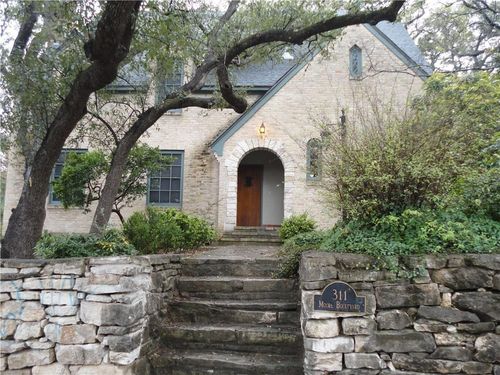 b-311 Moore Blvd, Austin, TX, 78705-3014 | Card Image