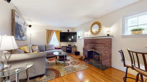 178 N Livingston Ave, Livingston, NJ, 07039-2121 | Card Image