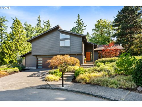 945 Nw Torrey View Ln, Portland, OR, 97229-6547 | Card Image