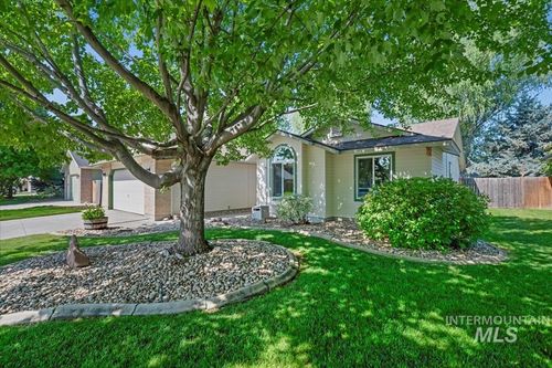 7709 N Matlock Ave, Boise, ID, 83714-4048 | Card Image