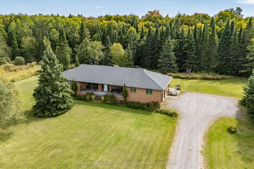 1419 Beatrice Townline Rd, Bracebridge, ON, P1L1X4 | Card Image