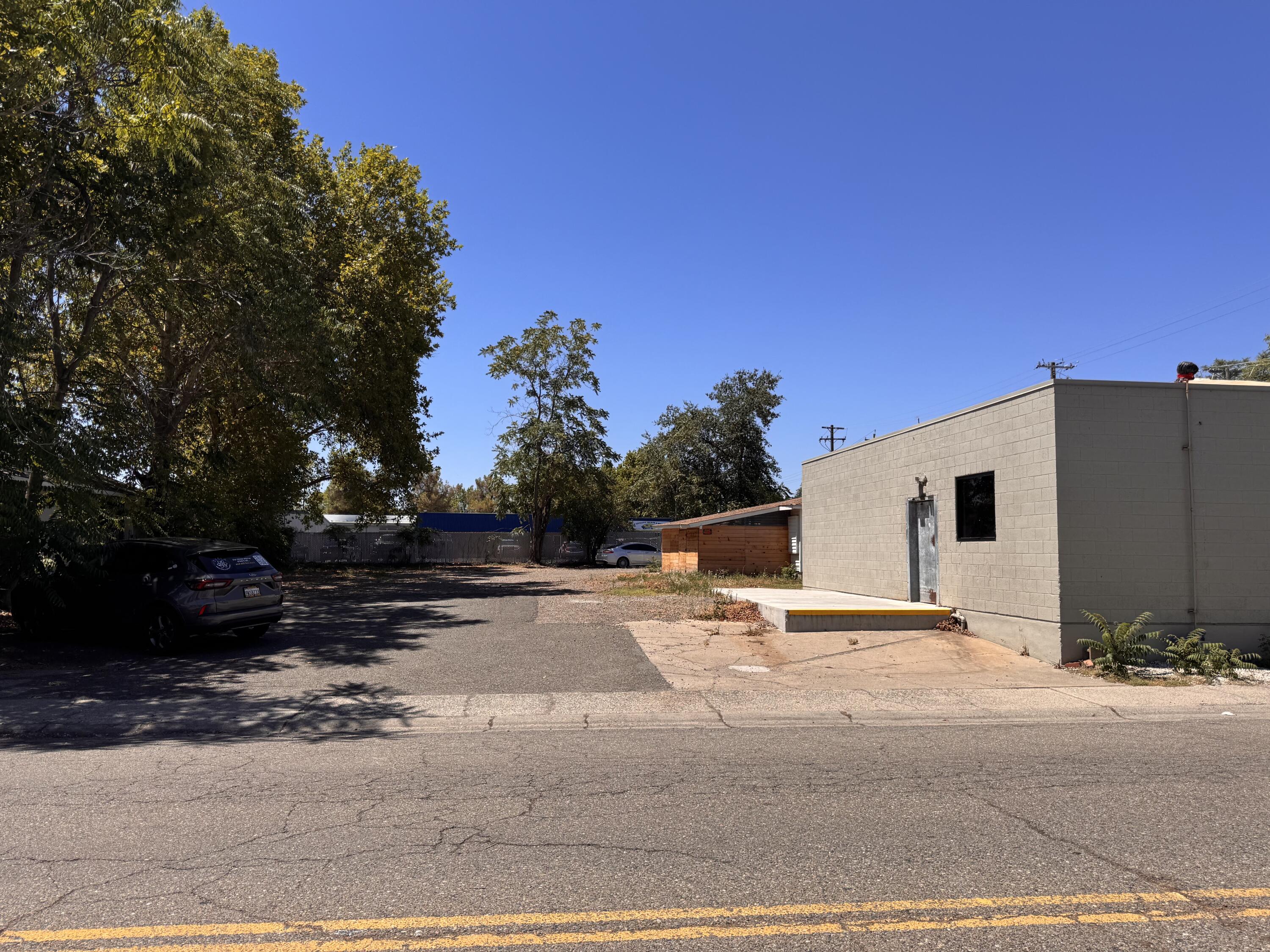 Commercial Lease in Redding 4
