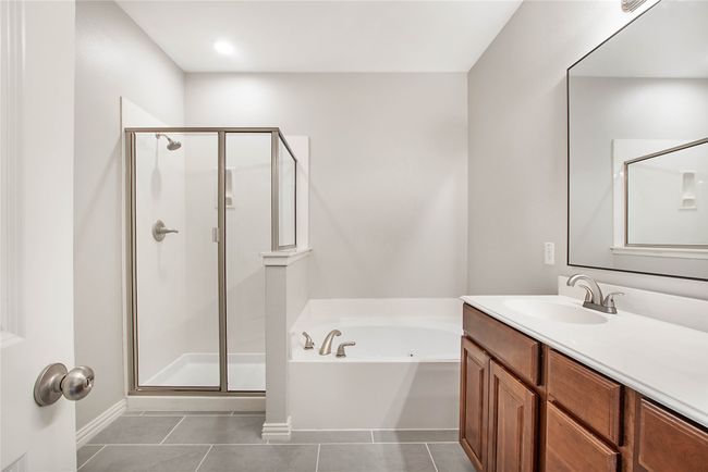 1511 Biltmore Ln, Townhouse with 3 bedrooms, 4 bathrooms and null parking in Irving TX | Image 24