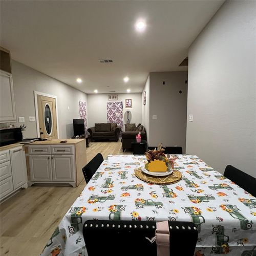 1243 Road 5263, Cleveland, TX, 77327-3972 | Card Image