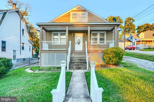 2019 Northeast Ave, BALTIMORE, MD, 21227-4524 | Card Image