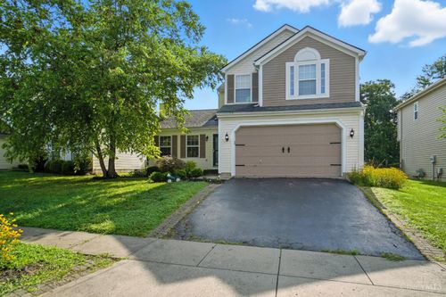 588 Weeping Willow Ln, Hamilton Twp, OH, 45039-8530 | Card Image