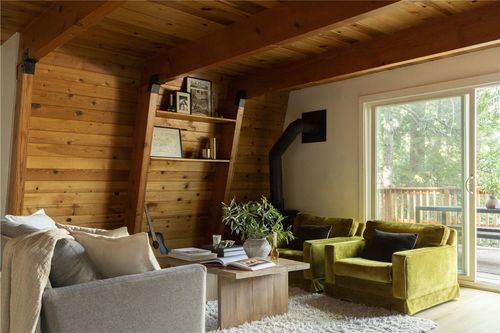 863 Nadelhorn Dr, Lake Arrowhead, CA, 92352 | Card Image