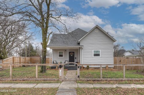 120 N Oronogo St, Webb City, MO, 64870-2716 | Card Image