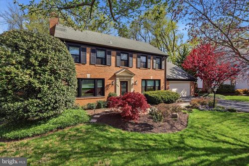 9708 Spring Ridge Ln, VIENNA, VA, 22182-1449 | Card Image