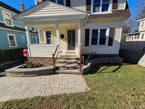 88 Innis Ave, Poughkeepsie, NY, 12601-2815 | Card Image