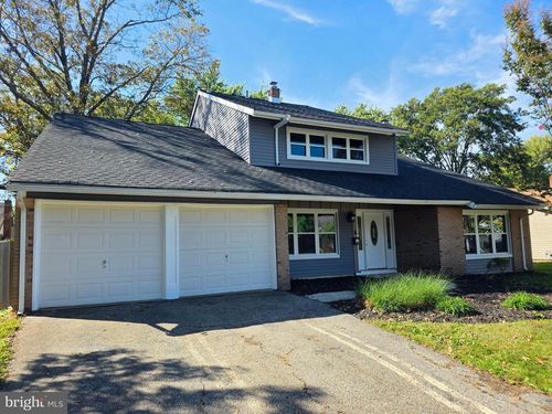 15 Erynwood Ave, MARLTON, NJ, 08053-1814 | Card Image