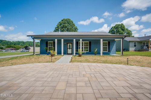 889 S Mohawk Dr, Erwin, TN, 37650-2126 | Card Image