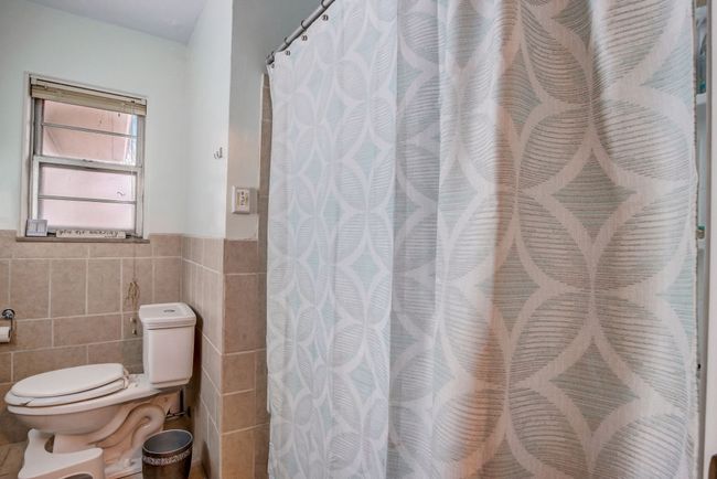 4220 Westbourne Dr, House other with 3 bedrooms, 3 bathrooms and null parking in Indianapolis IN | Image 21