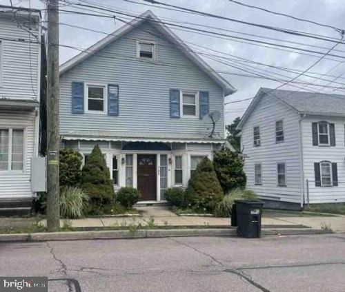 735 Main St, Sugar Notch, PA, 18706-2131 | Card Image