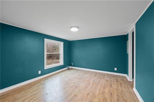 305 N Smith St, Windsor, MO, 65360-1434 | Card Image