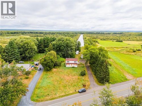 2359 Rte 105, Sheffield, NB, E3A9K4 | Card Image