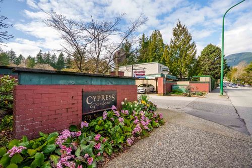 2645 Westview Dr, North Vancouver, BC, V7N3X1 | Card Image
