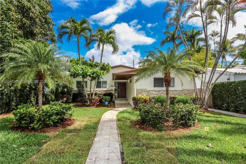 1333 Tyler St, Hollywood, FL, 33019-1004 | Card Image