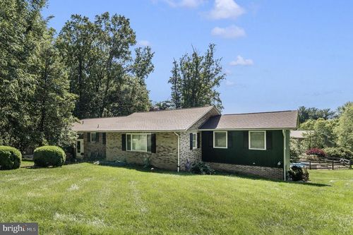 6213 White Oak Dr, Frederick, MD, 21701-6741 | Card Image