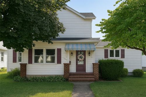 1410 E Washington St, New Castle, PA, 16101-4418 | Card Image