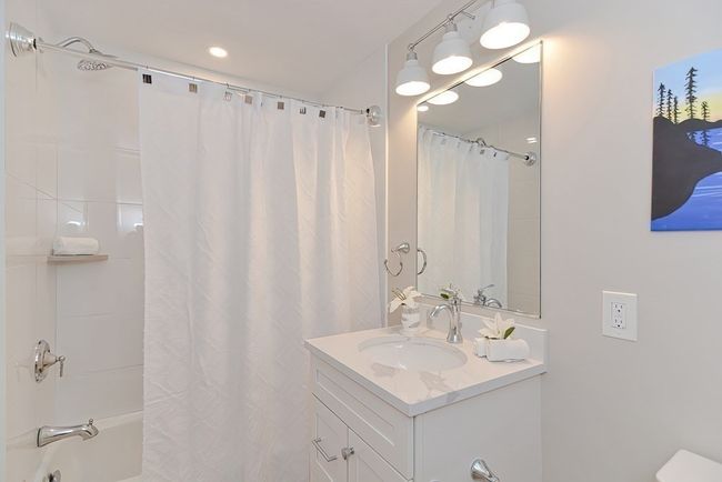 37 - 37 Algonquin Rd, Condo with 3 bedrooms, 4 bathrooms and 2 parking in Chestnut Hill MA | Image 31