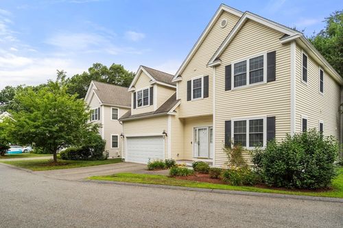 5-5 Equestrian Ln, Chelmsford, MA, 01824-3874 | Card Image