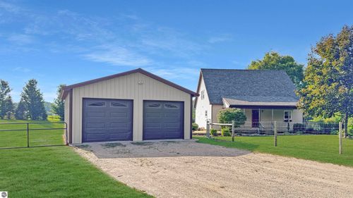10900 S Blodgett Rd, Mc Bain, MI, 49657-9100 | Card Image