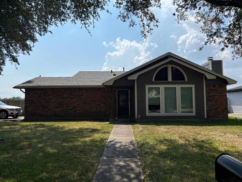 2201 Little John Ln, Groves, TX, 77619-4909 | Card Image