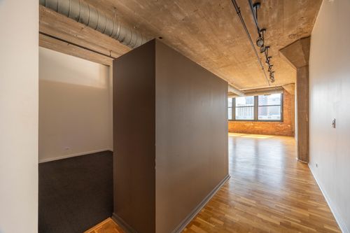 apt-704-621 Plymouth Ct, Chicago, IL, 60605-1856 | Card Image