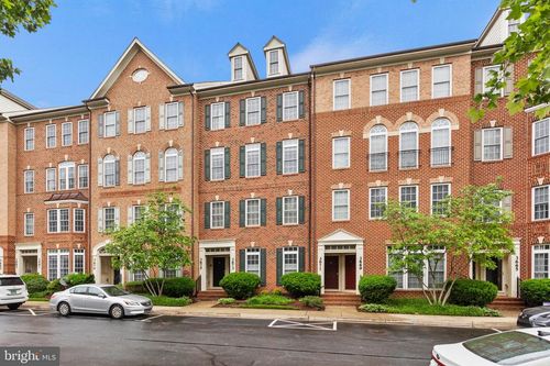 3675-3675 Spring Hollow Ln, FREDERICK, MD, 21704-7370 | Card Image