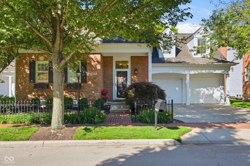 8058 Lynch Ln, Indianapolis, IN, 46250-4222 | Card Image
